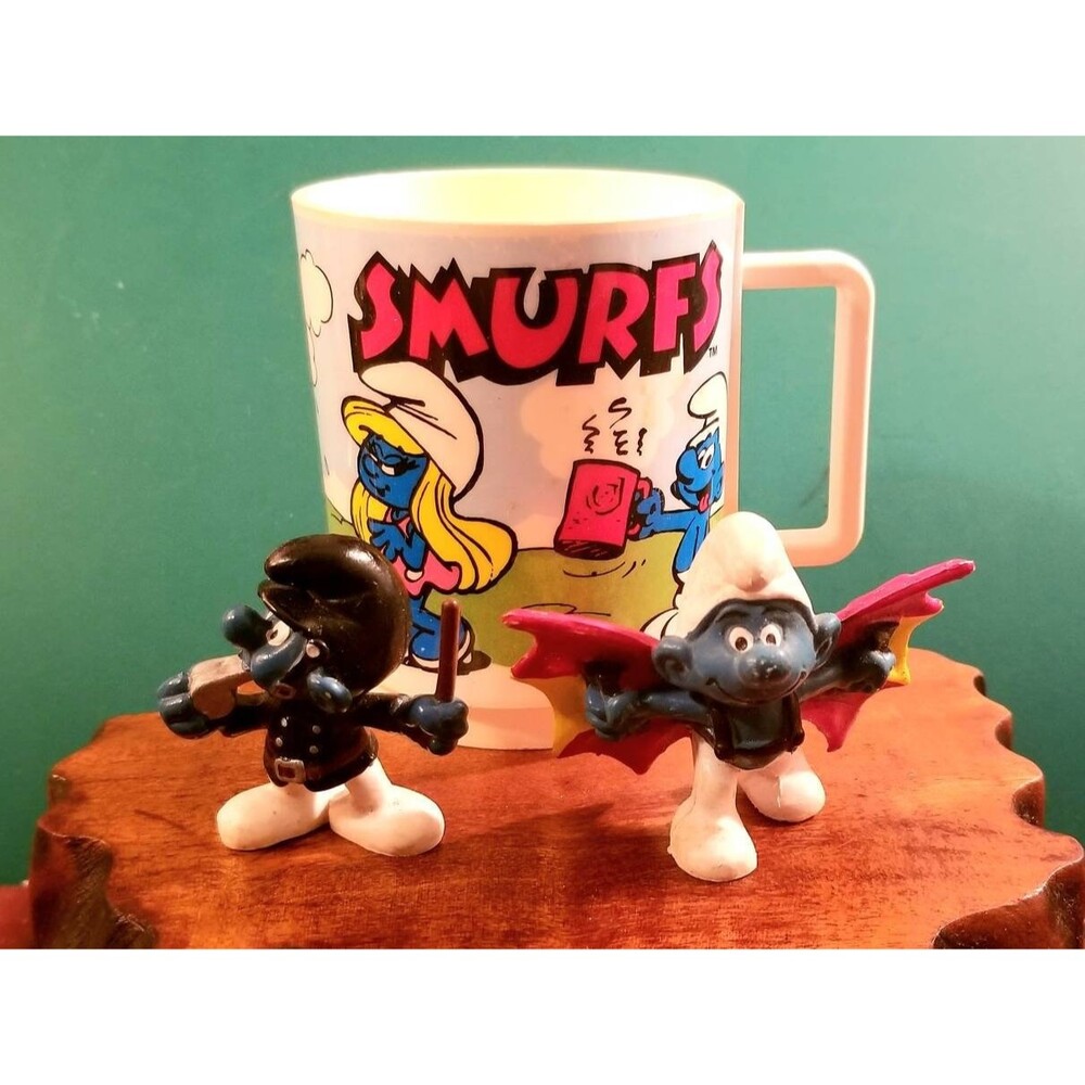 Vintage 70s/80s The Smurfs 2 Figurines & Plastic Drinking Cup Peyo/Schleich